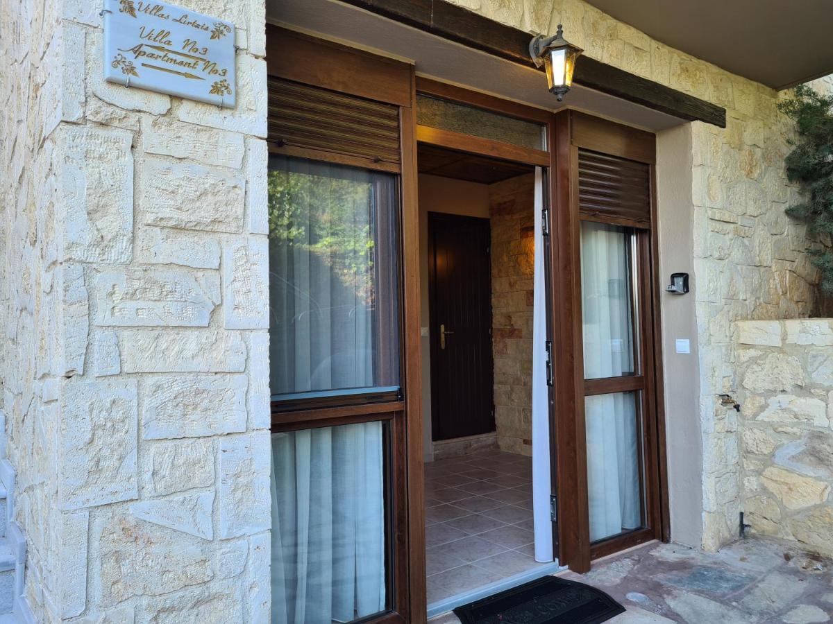 Villas Lirtzis 塔克西阿尔希斯 外观 照片