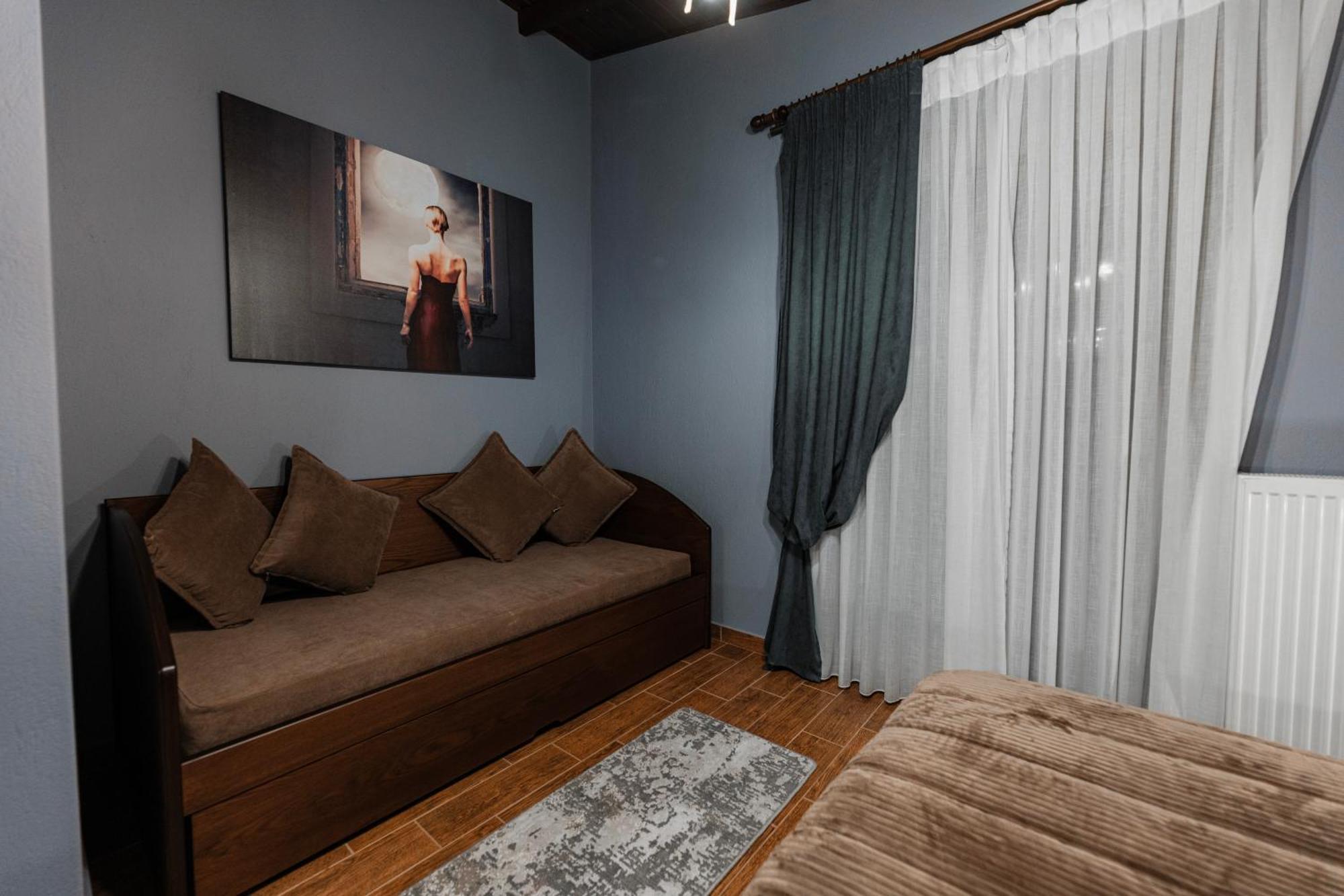 Villas Lirtzis 塔克西阿尔希斯 外观 照片